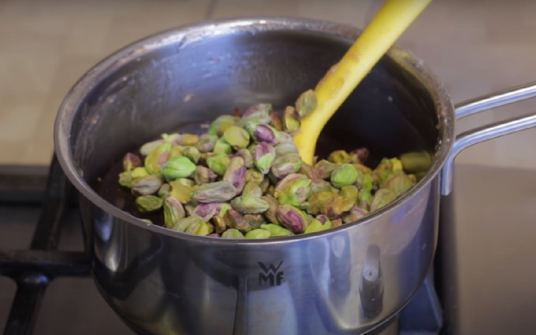 Домашний рахат-лукум с орехами — рецепт приготовления